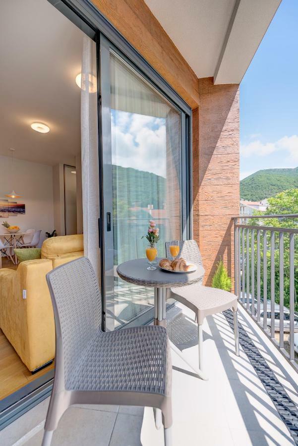 Appartamento Sunray Teodo Esterno foto